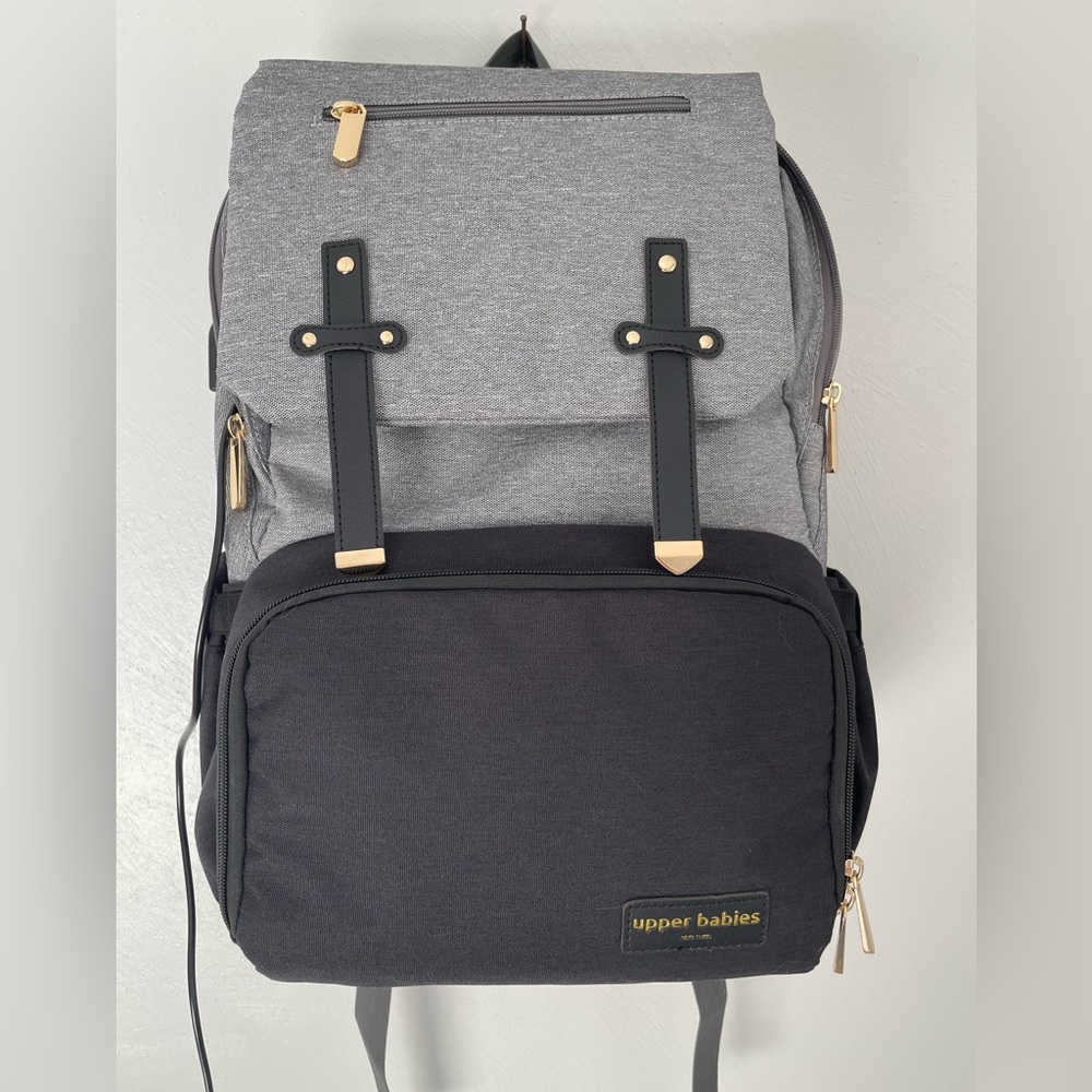 NEW UPPER BABIES NEW YORK DIAPER BAG. NWOT